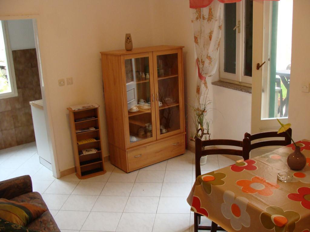 Guesthouse Boris Лабин Экстерьер фото