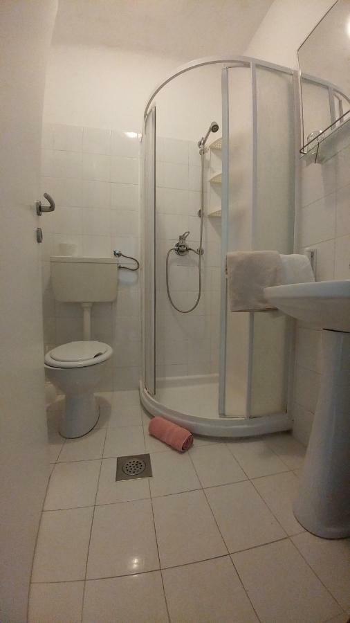 Guesthouse Boris Лабин Экстерьер фото